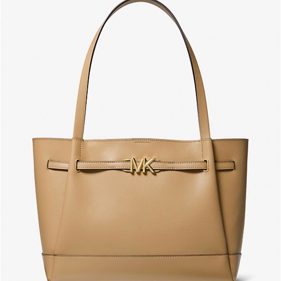 Michael Kors Handbags - Michael Kors Tan Leather Tote Bag
